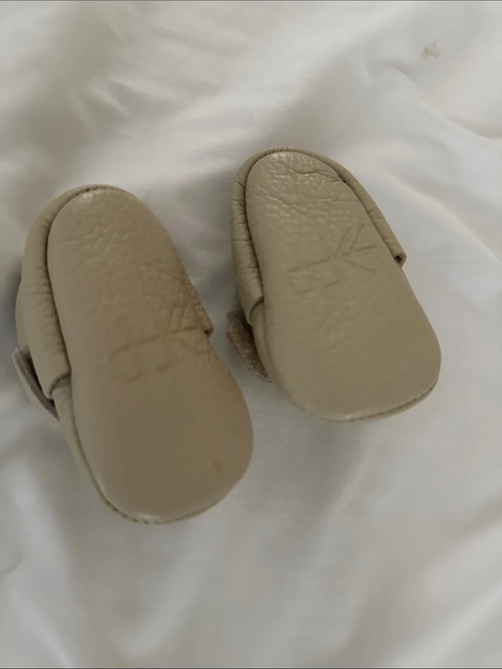Freshly Picked Cream Leather Bow Mary Jane Baby Shoes